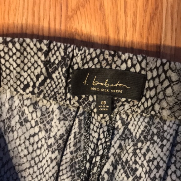 💕2/$20💕Babaton 100% Silk Snakeskin Print Pant - Picture 9 of 12